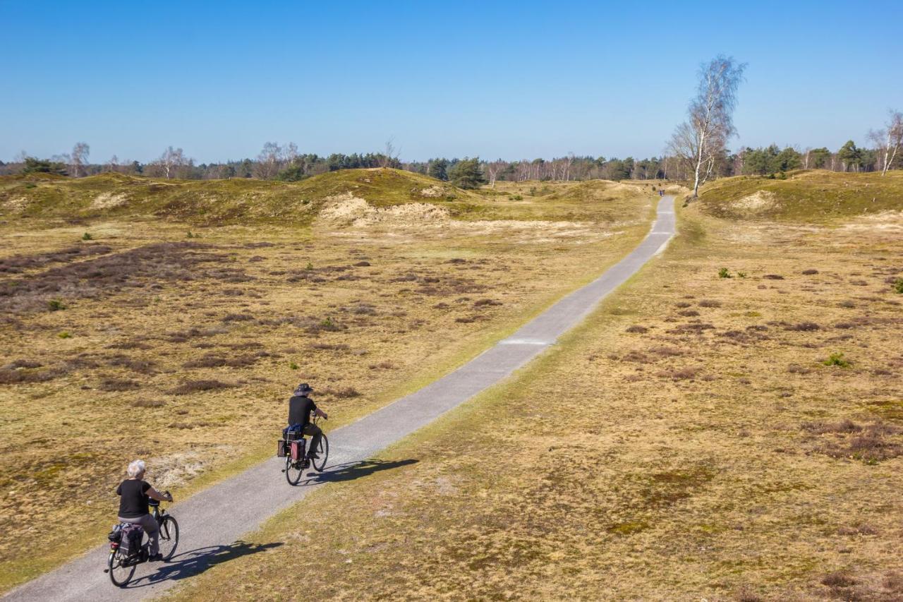 4P Chalet Tolve Met 4 Fietsen Vlakbij Natuurgebieden Drents Friese Wold, Fochteloerveen En Gevangenisdorp Veenhuizen Oosterwolde  ภายนอก รูปภาพ